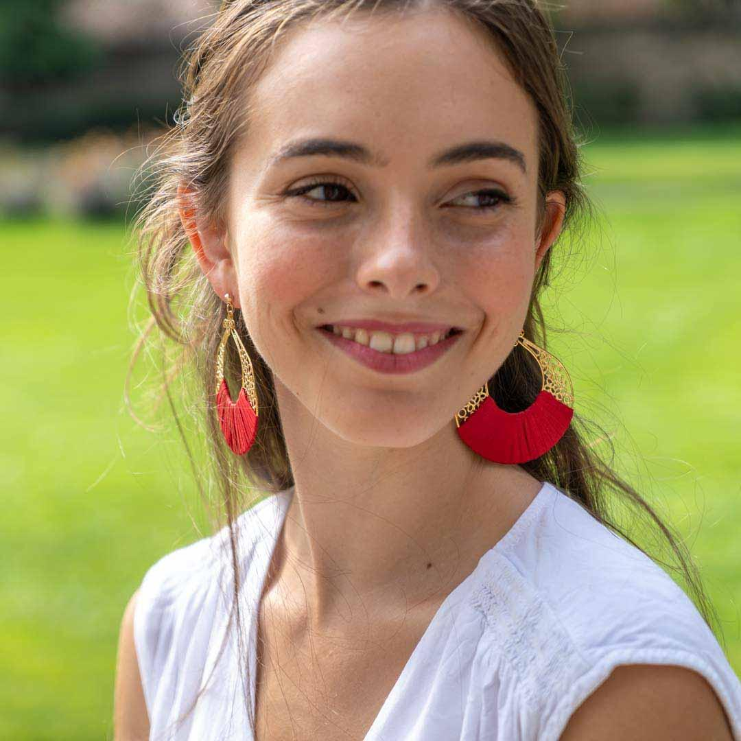 Photo du produit BY GARANCE Boucles d'Oreilles Mady XL - Or Soie Rouge