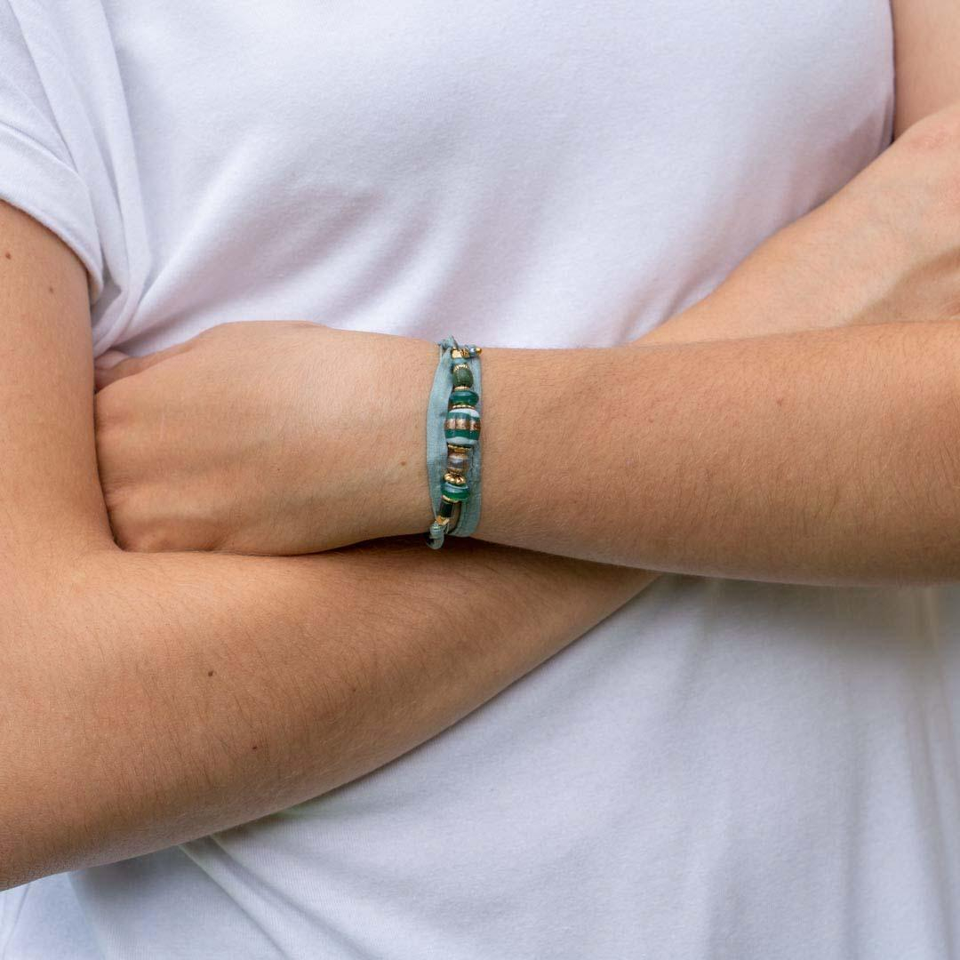 Photo du produit BY GARANCE Bracelet Vintage Soie - Or Cordon Vert Sauge