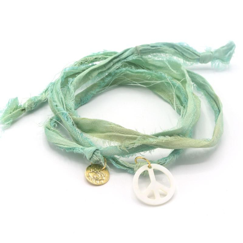 Photo du produit  Bracelet Ruban de Soie Bohemian Peace & Love Nacre