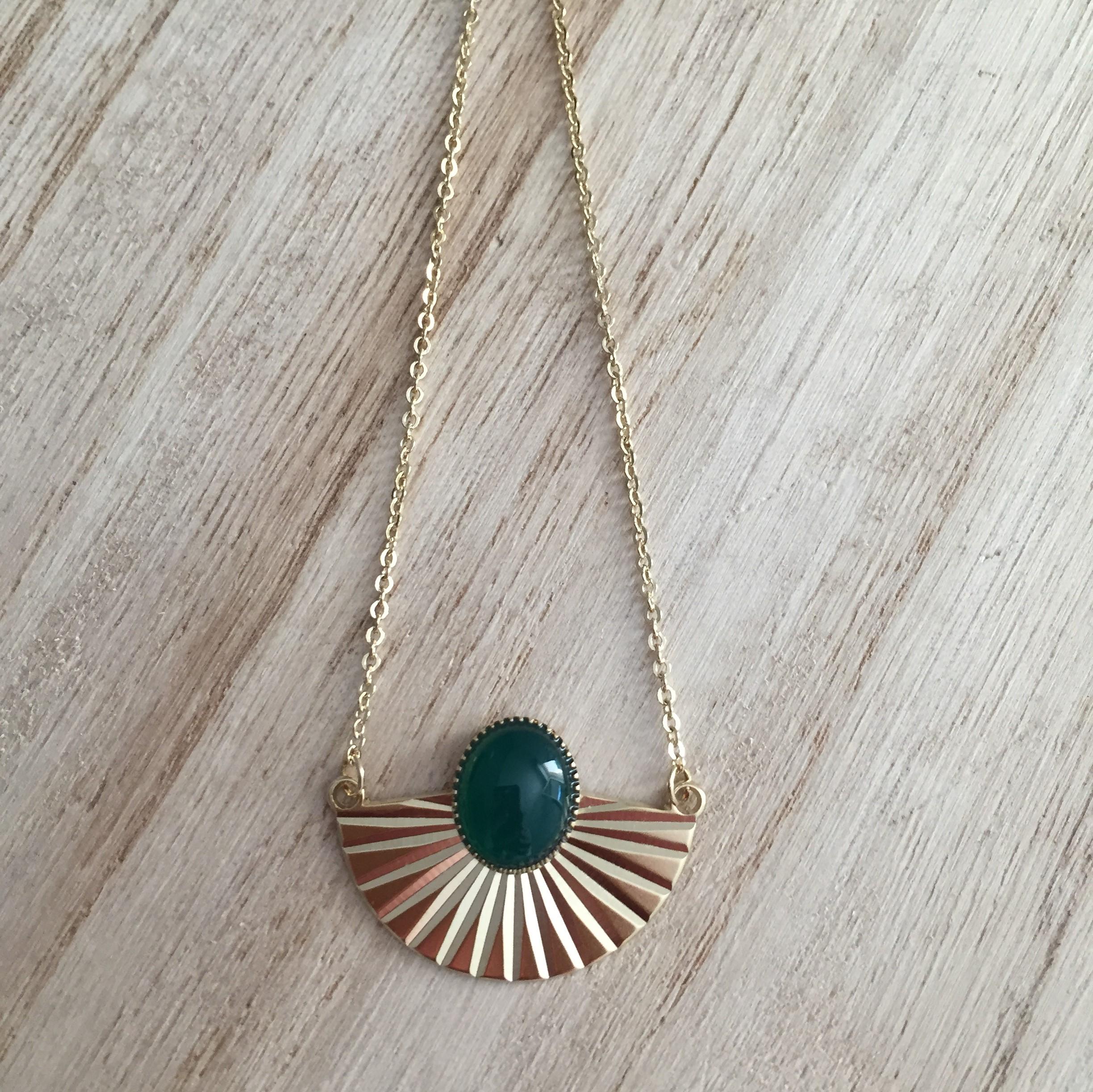 Photo du produit TANA Collier Eventail PM agate verte et or 