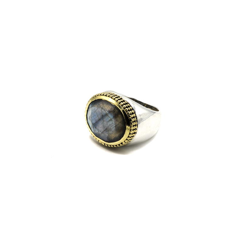 Photo du produit  Bague Cabochon Ovale Labradorite - Argent et Laiton Plaqué Or Pierre Labradorite